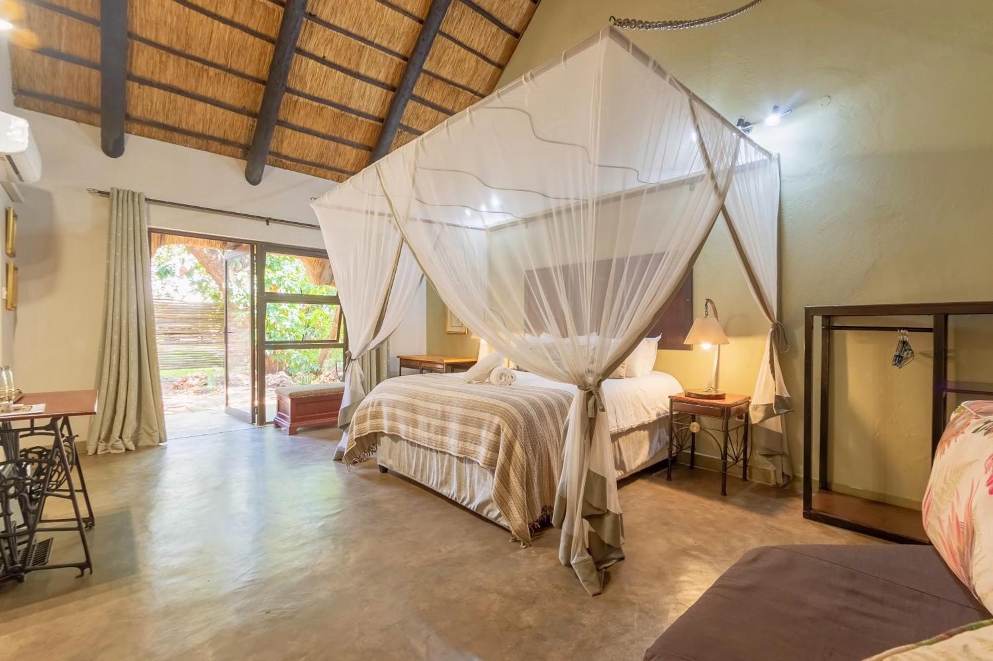 Nguni Lodge Водопад Виктория Экстерьер фото