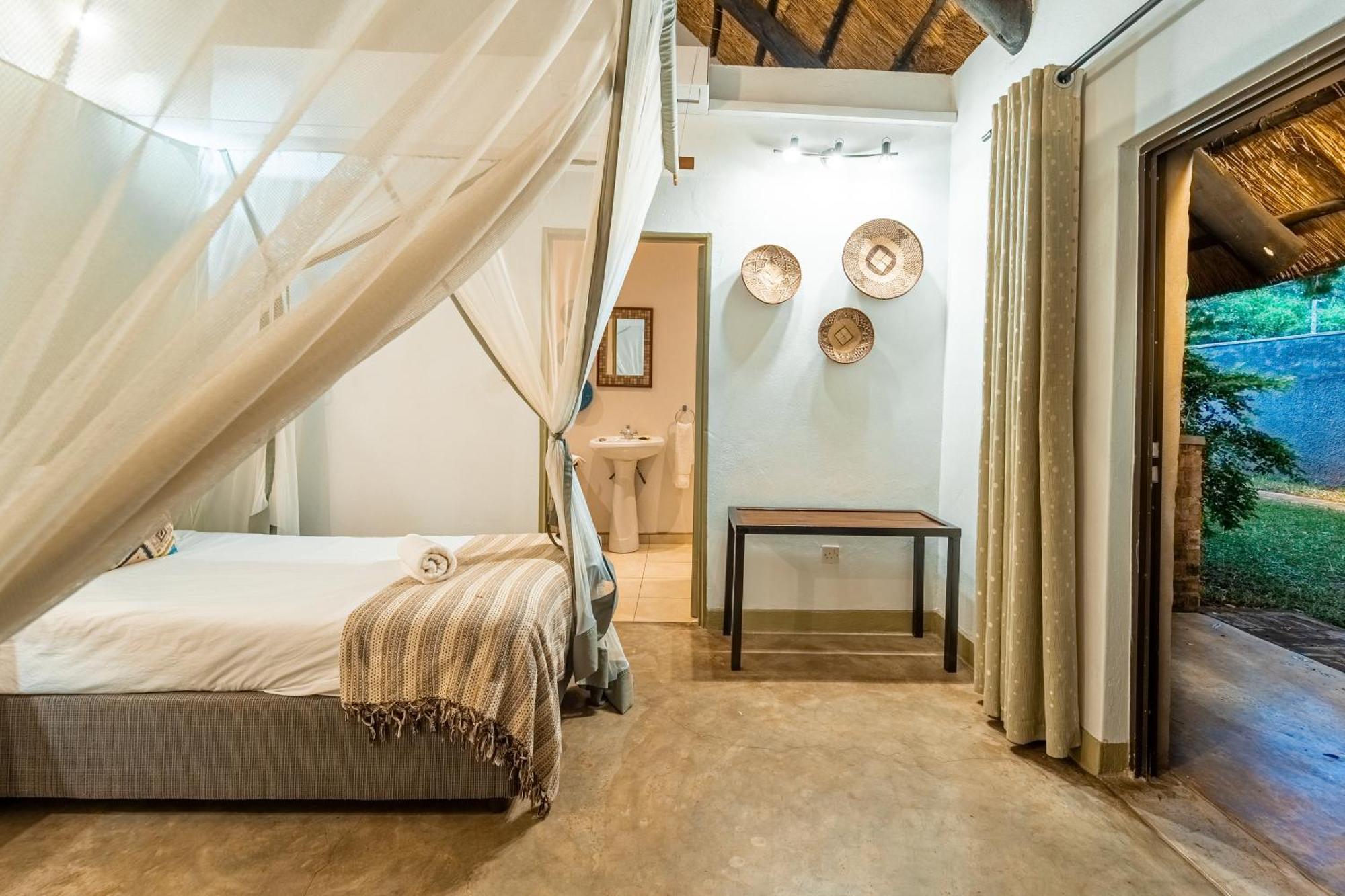 Nguni Lodge Водопад Виктория Экстерьер фото
