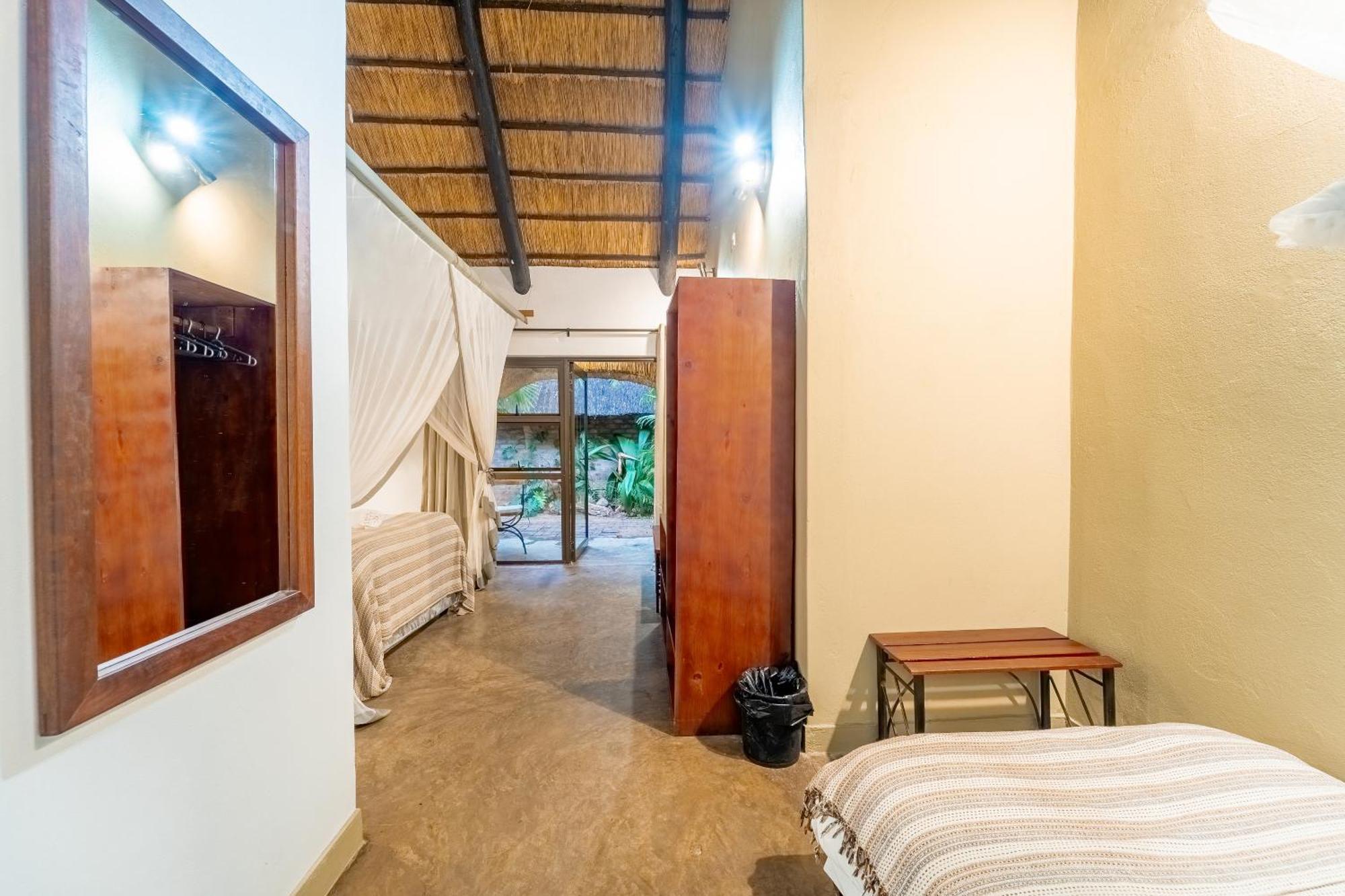 Nguni Lodge Водопад Виктория Экстерьер фото