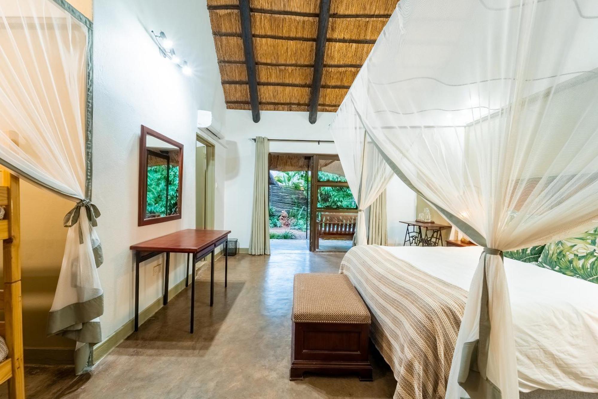 Nguni Lodge Водопад Виктория Экстерьер фото