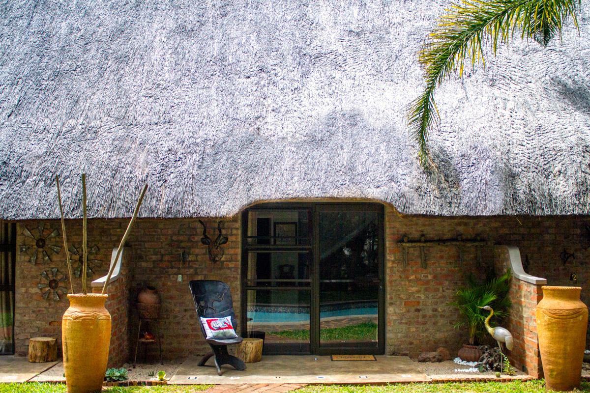 Nguni Lodge Водопад Виктория Экстерьер фото